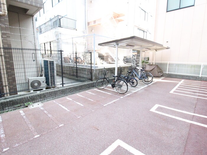 カルムイン江坂Ⅲの物件外観写真