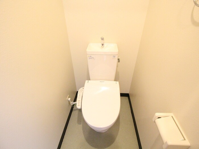 カルムイン江坂Ⅲの物件内観写真