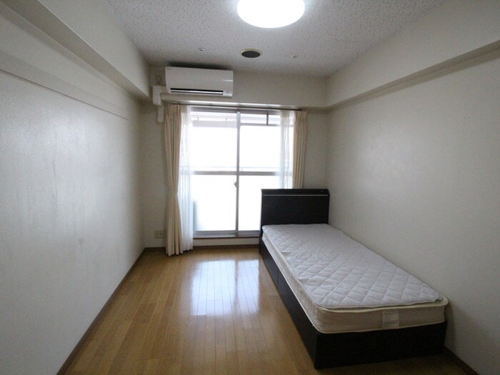 カルムイン江坂Ⅲの物件内観写真