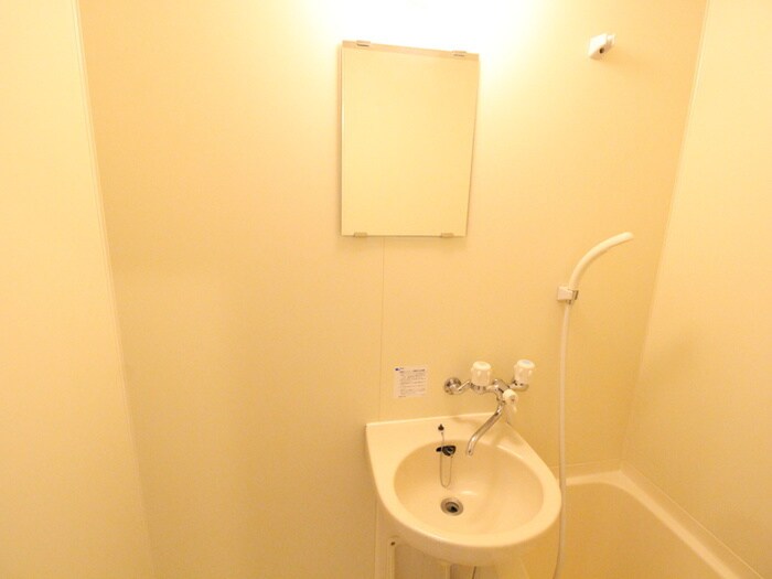 カルムイン江坂Ⅲの物件内観写真