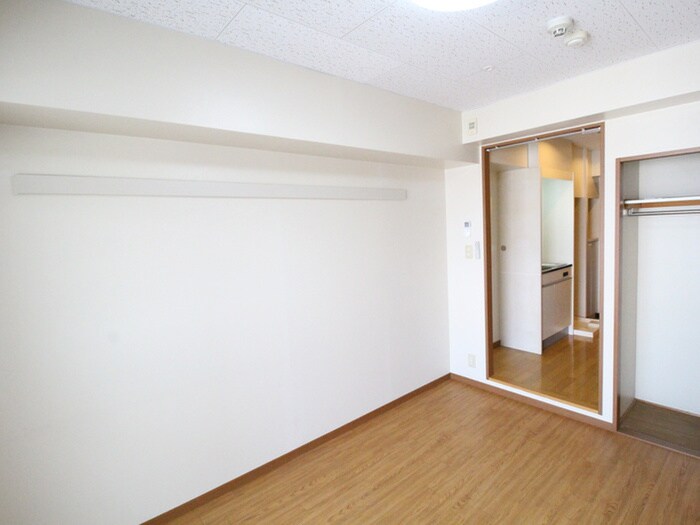 カルムイン江坂Ⅲの物件内観写真