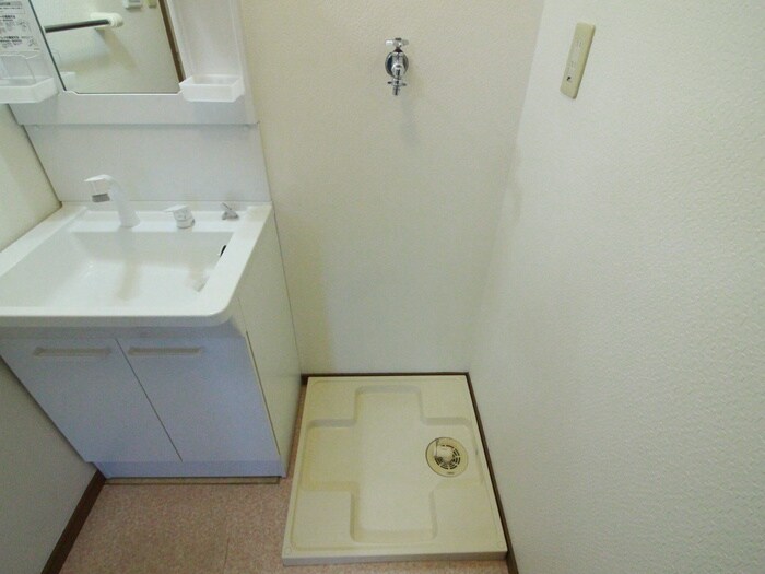 シャトー竹宇の物件内観写真