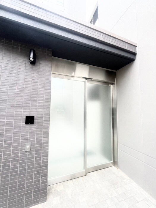 Dimora難波の物件外観写真