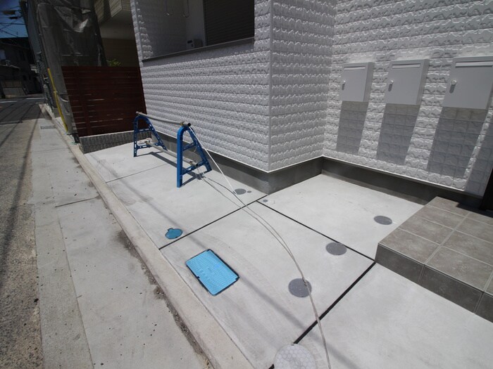 パインコートの物件外観写真