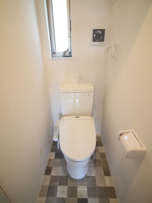 パインコートの物件内観写真