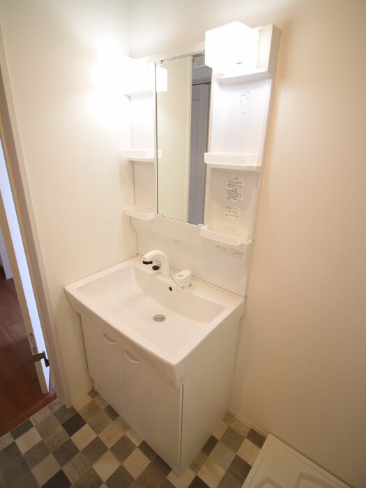 パインコートの物件内観写真