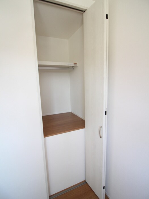 パインコートの物件内観写真