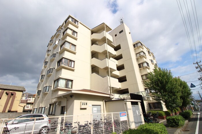 グリ－ンハイツ加美東の物件外観写真