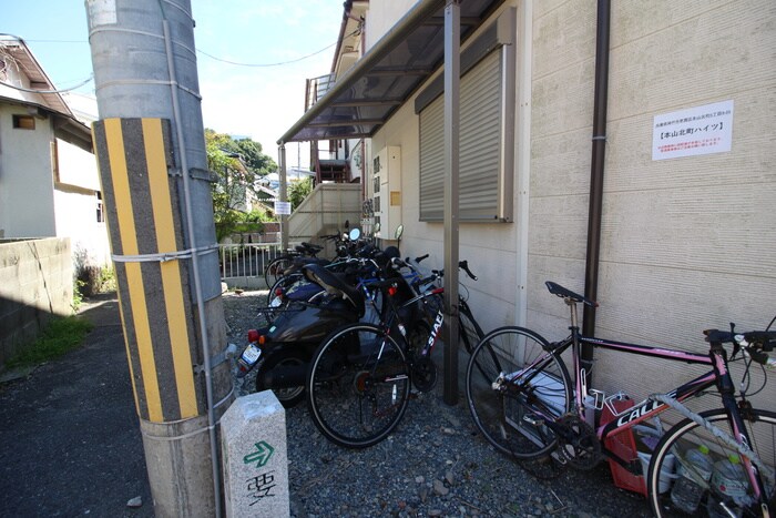 本山北町ハイツの物件外観写真