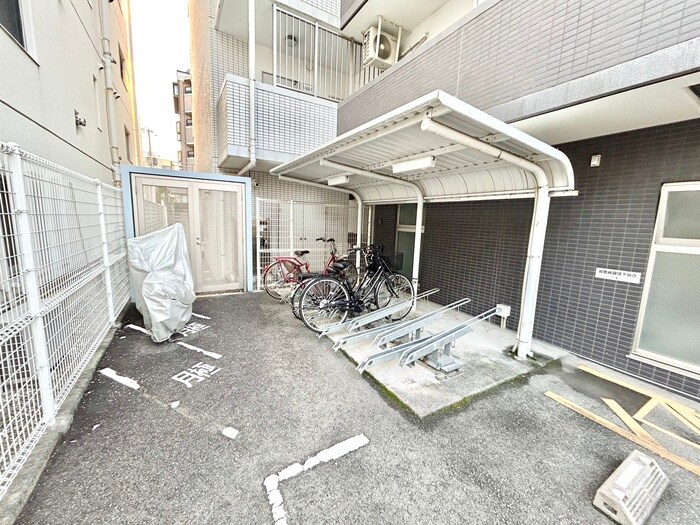 BLOOM　LIFE　TSUKAGUCHIの物件外観写真