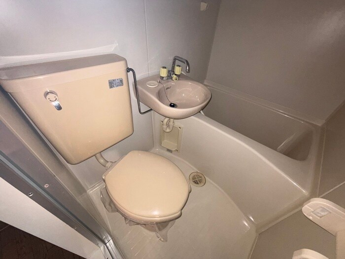 ヴィレッジゲ－トの物件内観写真