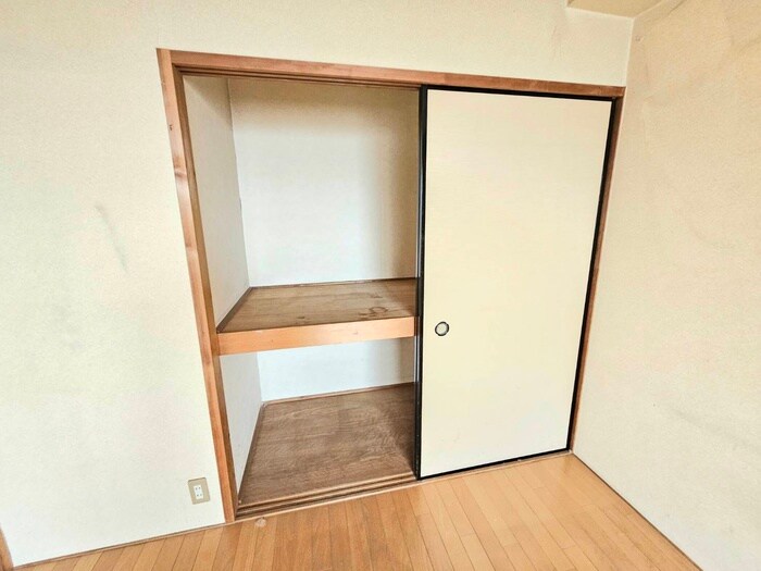 ヤムズスリーの物件内観写真