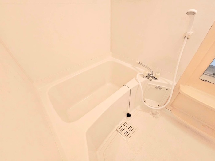 ヤムズスリーの物件内観写真