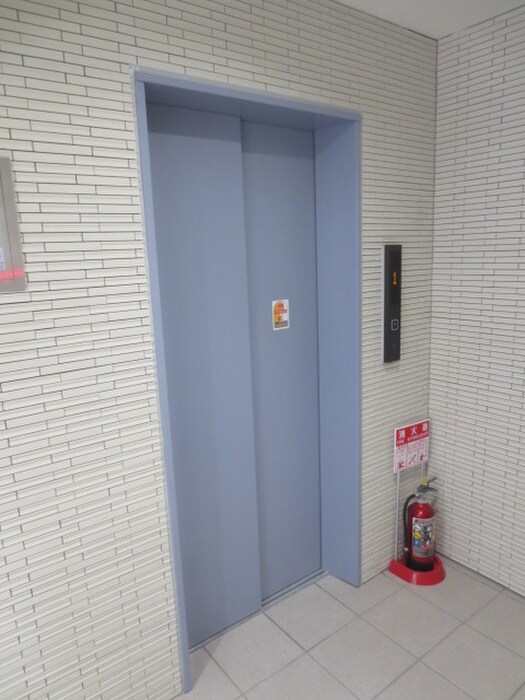 グランエクラ天下茶屋の物件外観写真