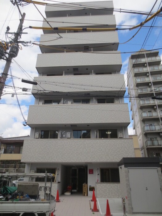 グランエクラ天下茶屋の物件外観写真