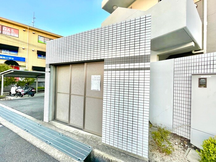 グランデ　アルベロの物件外観写真