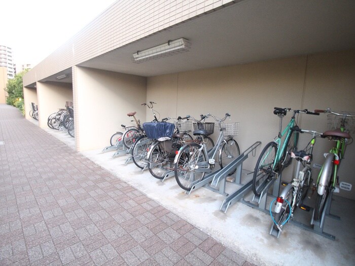 ジオ千里桃山台４番館(1408)の物件外観写真