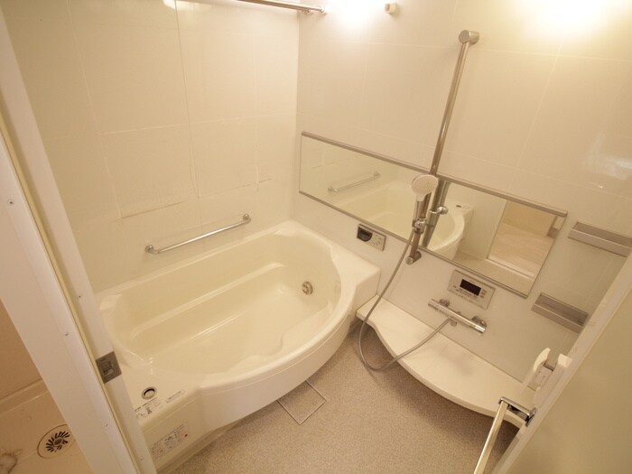 ジオ千里桃山台４番館(1408)の物件内観写真