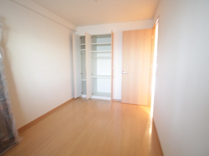 ジオ千里桃山台４番館(1408)の物件内観写真