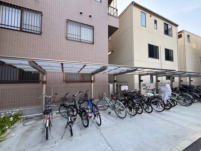 SinfariaYUZATO　B棟の物件外観写真