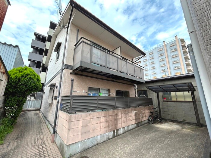 トゥル－西ノ京の物件外観写真