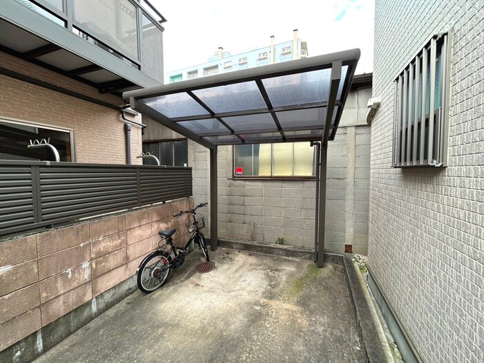 トゥル－西ノ京の物件外観写真