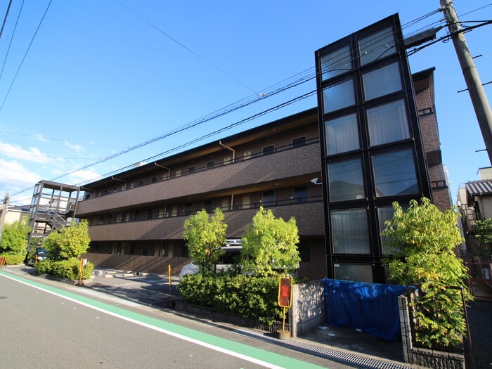 エスタシオン甲子園口の物件外観写真