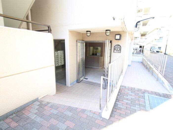 ドムール千里桃山台（601）の物件外観写真