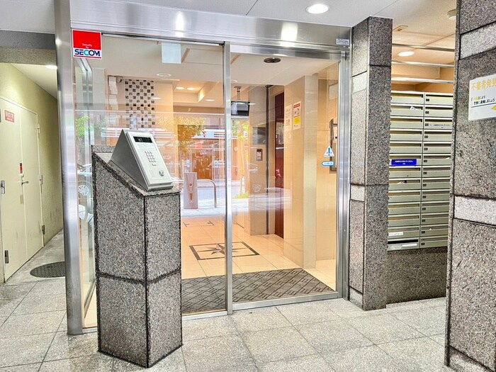 HF河原町二条レジデンスの物件外観写真