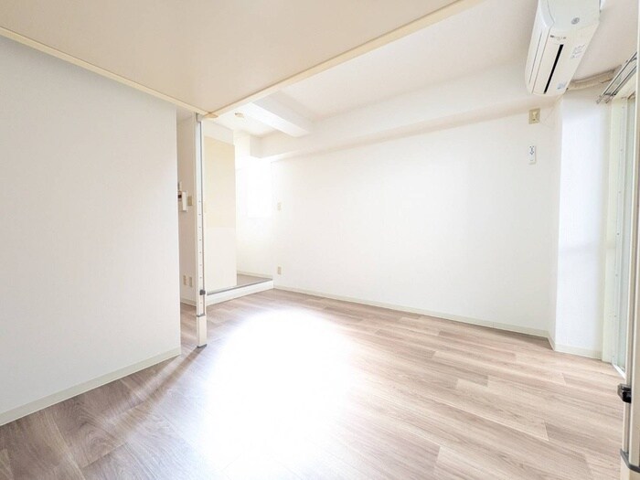 メゾンシルフィードの物件内観写真