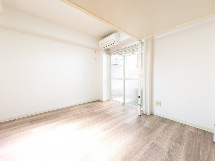 メゾンシルフィードの物件内観写真