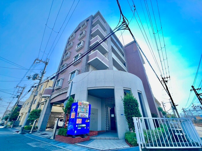 ラディウス武庫之荘の物件外観写真