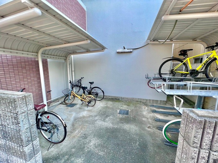 ラディウス武庫之荘の物件外観写真