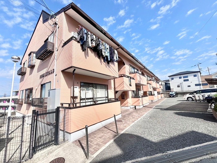 サンヒルズの物件外観写真