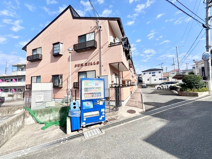 サンヒルズの物件外観写真
