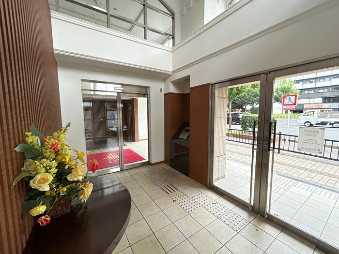 ア－バンフラッツ五条堀川の物件外観写真