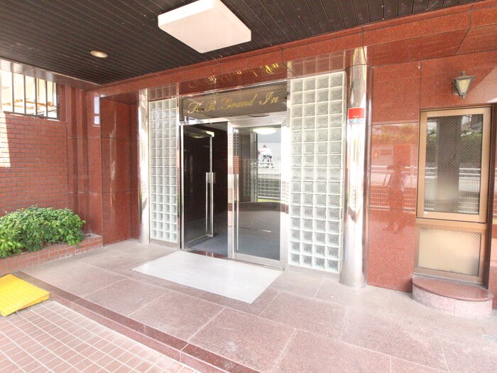 ＫＲグランドインの物件外観写真