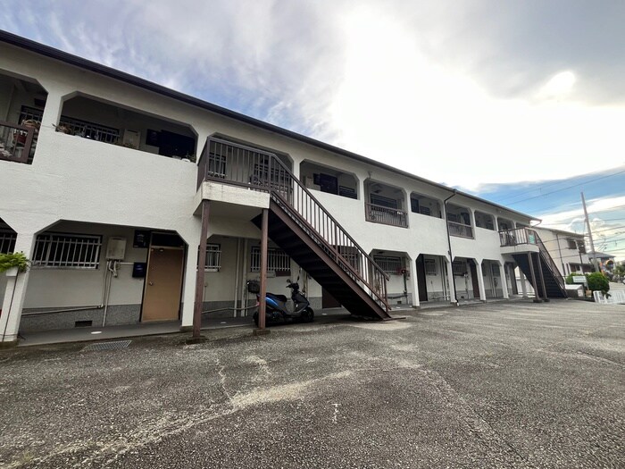 森ハイツの物件外観写真