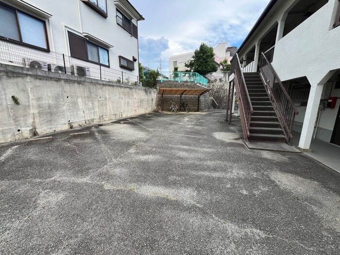 森ハイツの物件外観写真