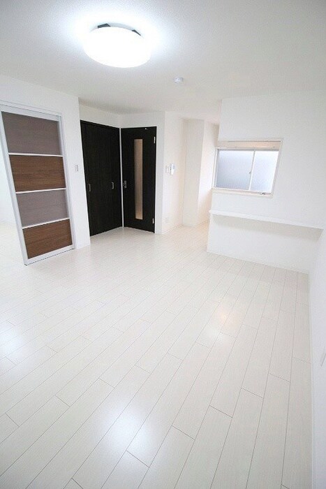 GLANZ HAUSの物件内観写真