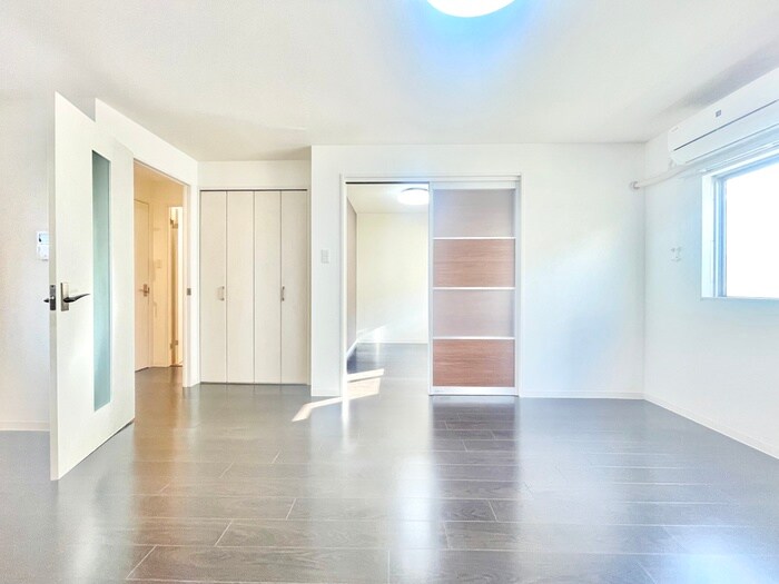 GLANZ HAUSの物件内観写真