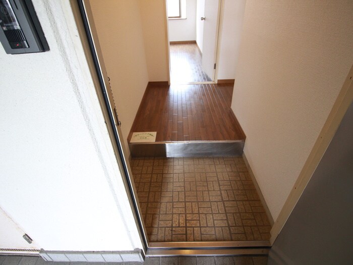 プレジュール仁川の物件内観写真