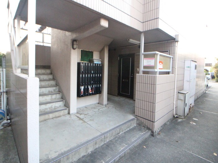 サニーヒルズ永山園の物件外観写真