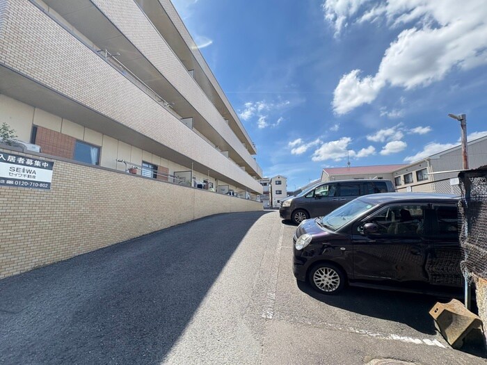 城賀パレスの物件外観写真