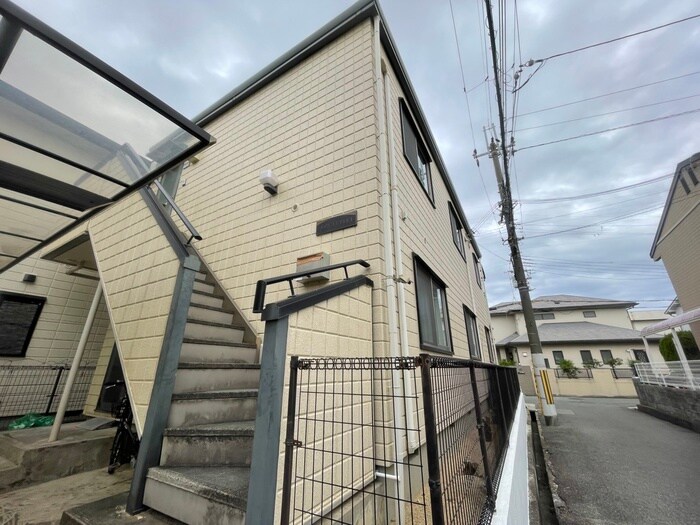 メゾンユタカの物件外観写真