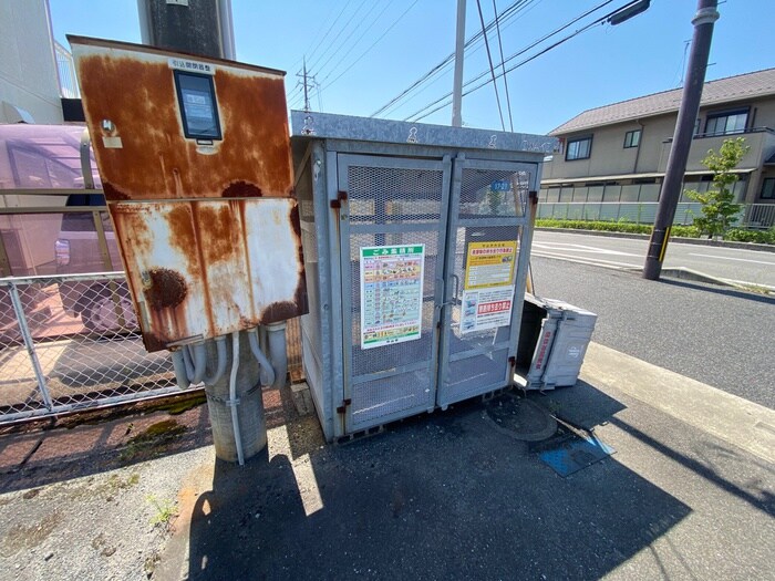 バグース1の物件外観写真