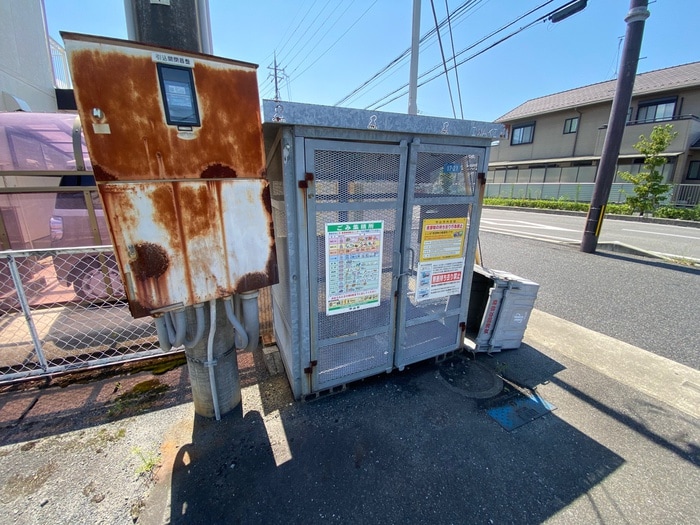 バグース1の物件外観写真