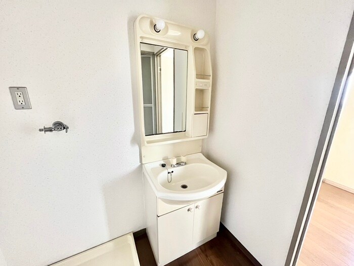 バグース1の物件内観写真