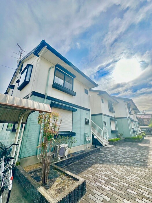 セジュール鳳２番館の物件外観写真