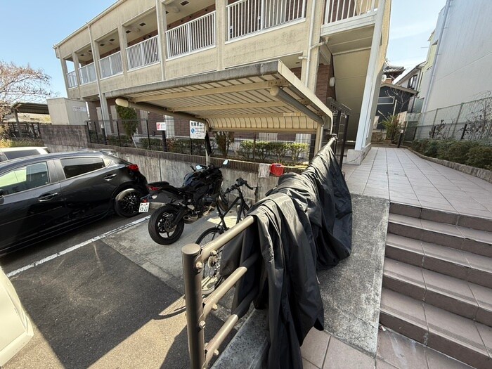 サンリットハウスⅡの物件外観写真